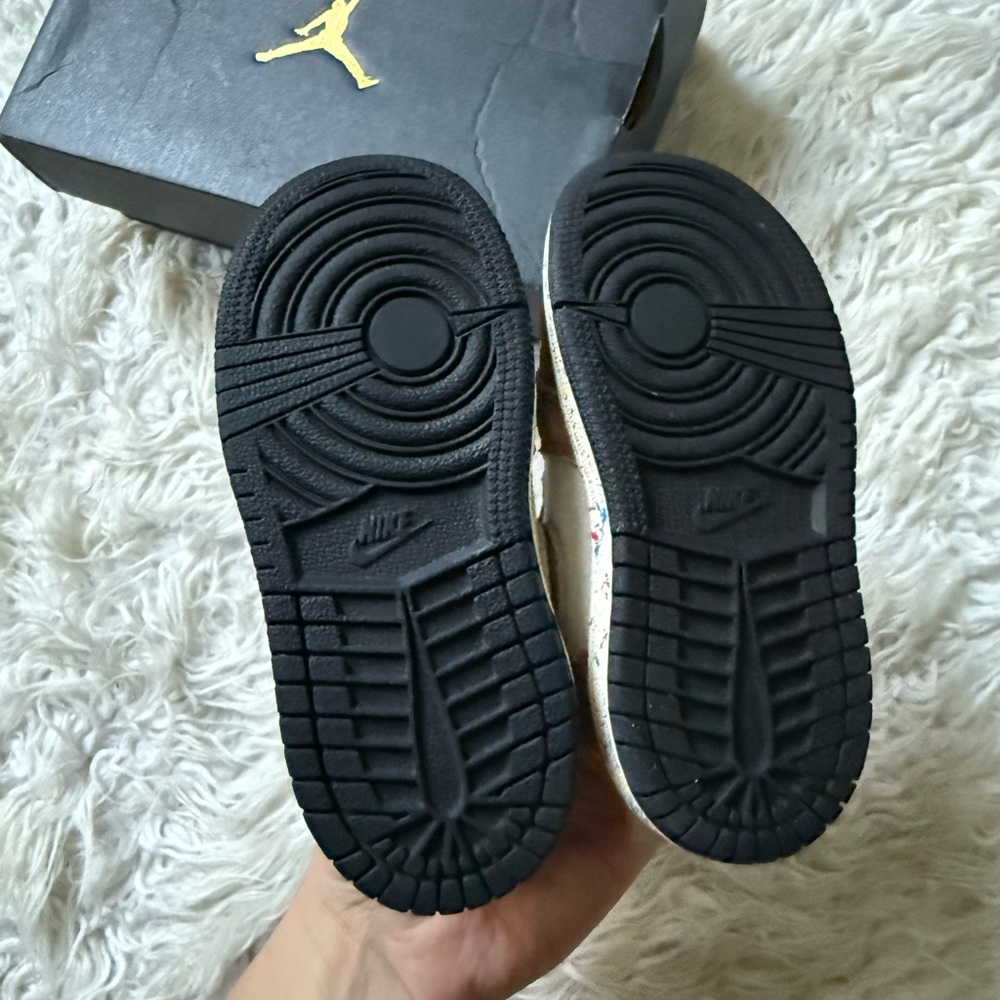 Jordan mids - Picture 9 of 14